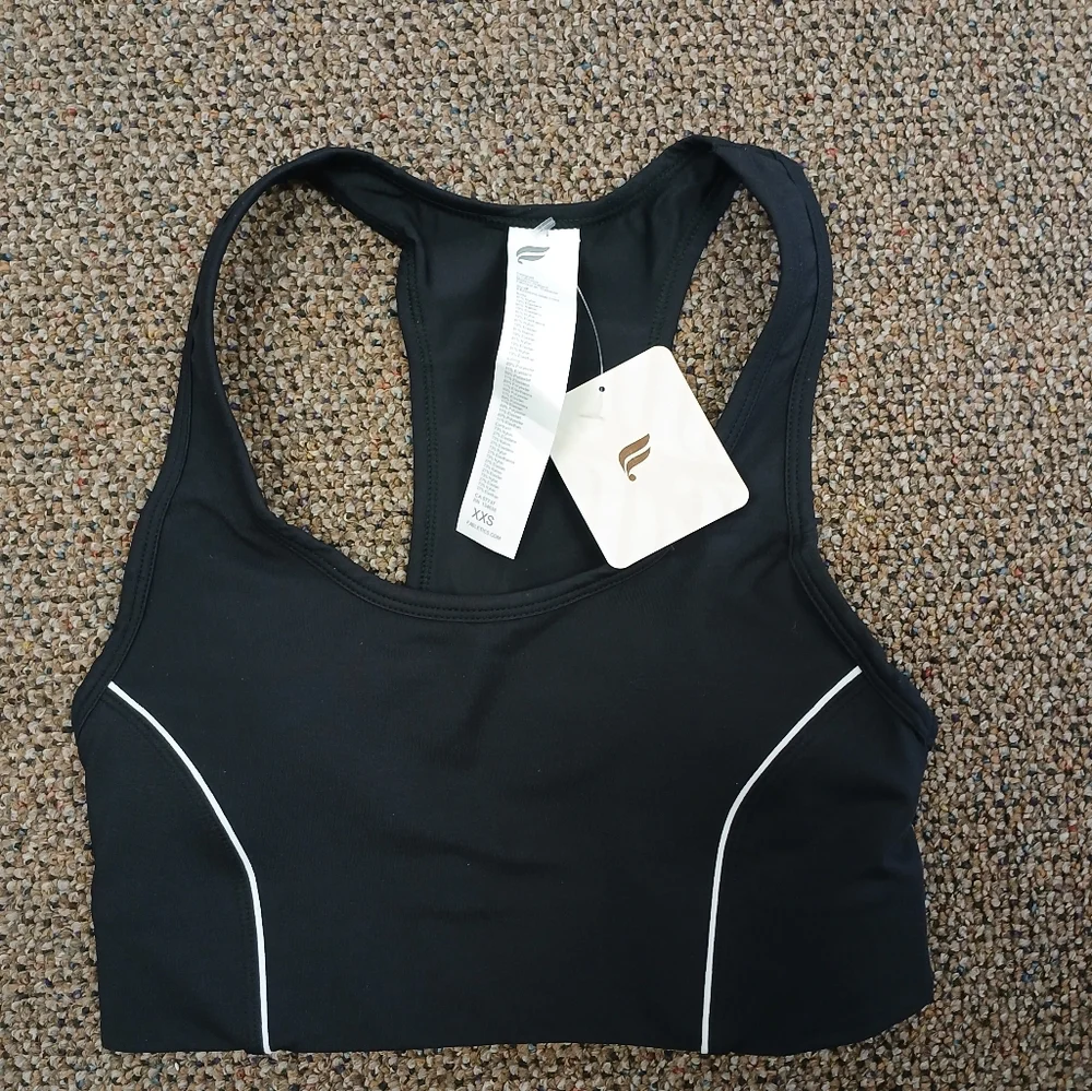 Fabletics "On-The-Go Medium Impact Sports Bra. Xxs And 3x Available - Picture 4 of 10